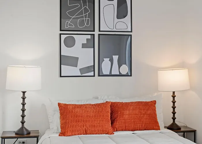 2br Escape Bright Sleek Spacious *